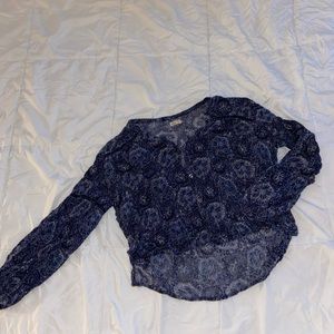 Hollister floral button up blouse